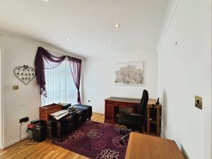 Photo 16- click for photo gallery